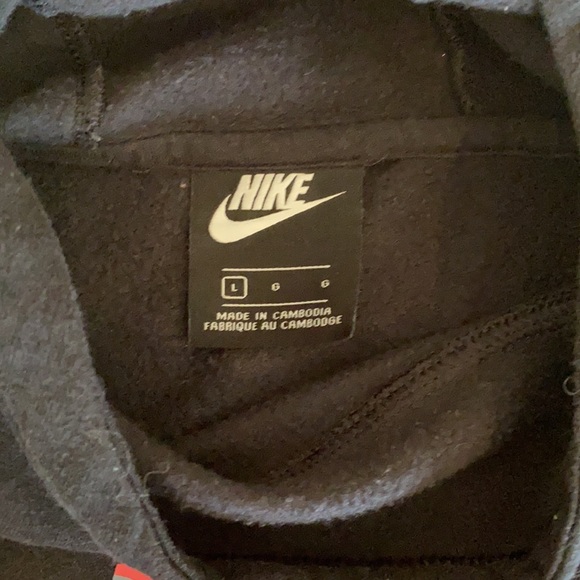 Black Nike Sweatshirt with pink and gray logo - Picture 4 of 4